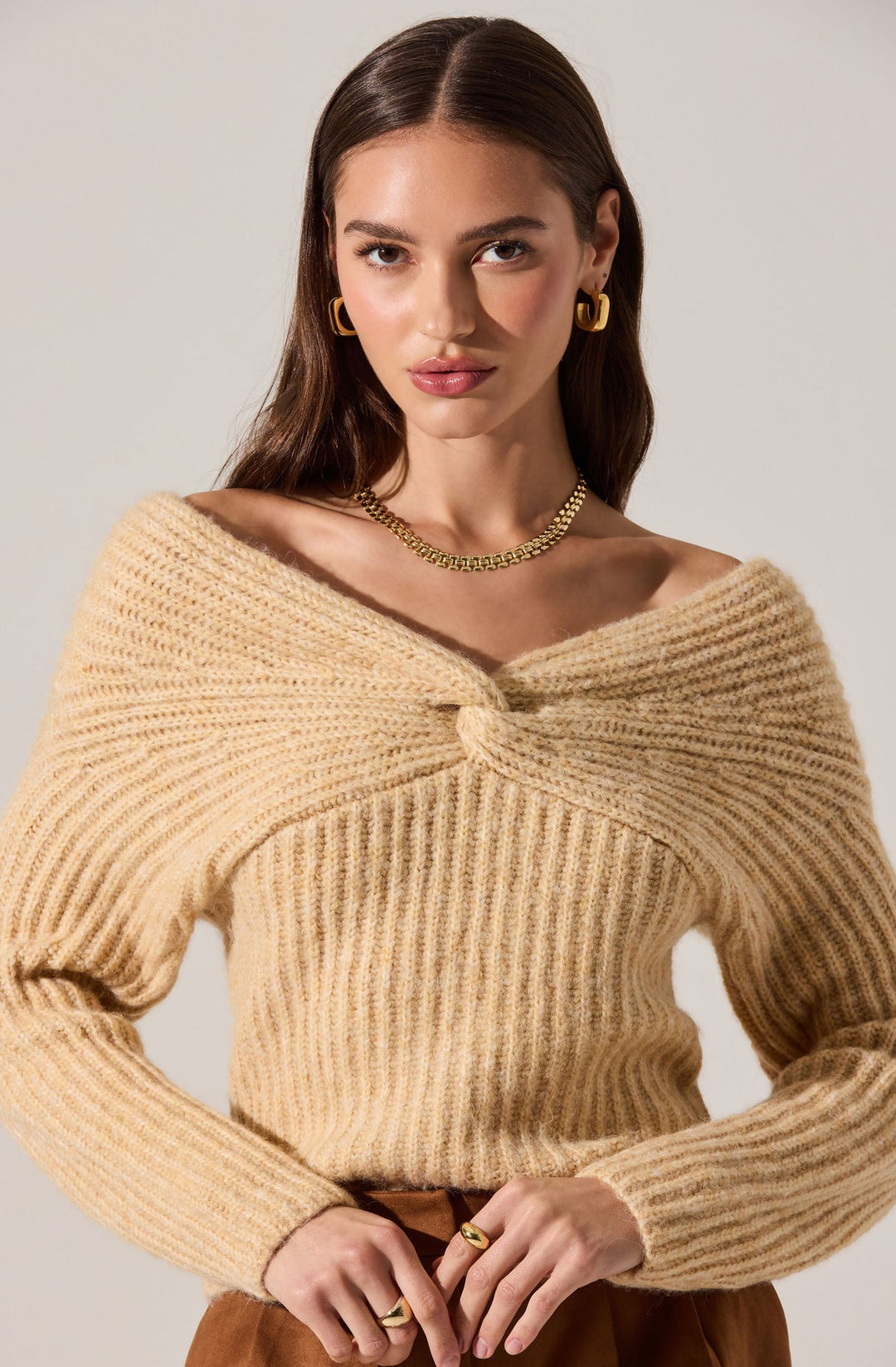 FRANISBEL TWIST FRONT SWEATER
