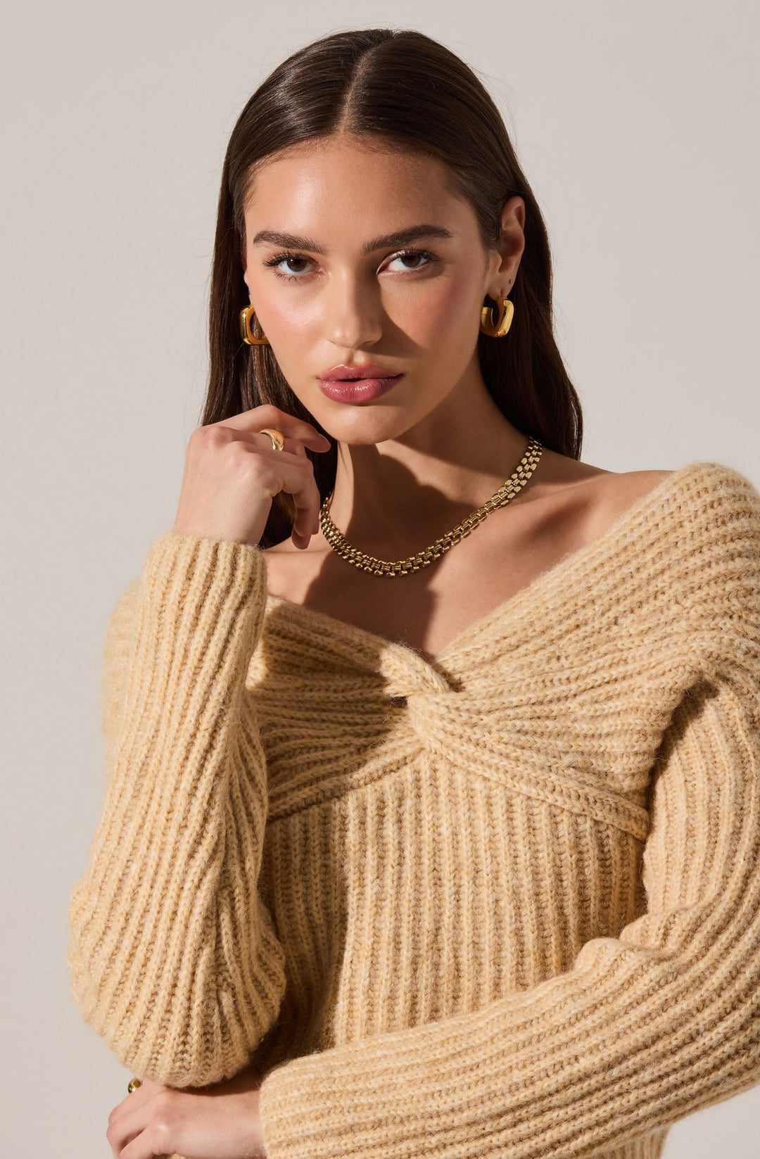 FRANISBEL TWIST FRONT SWEATER