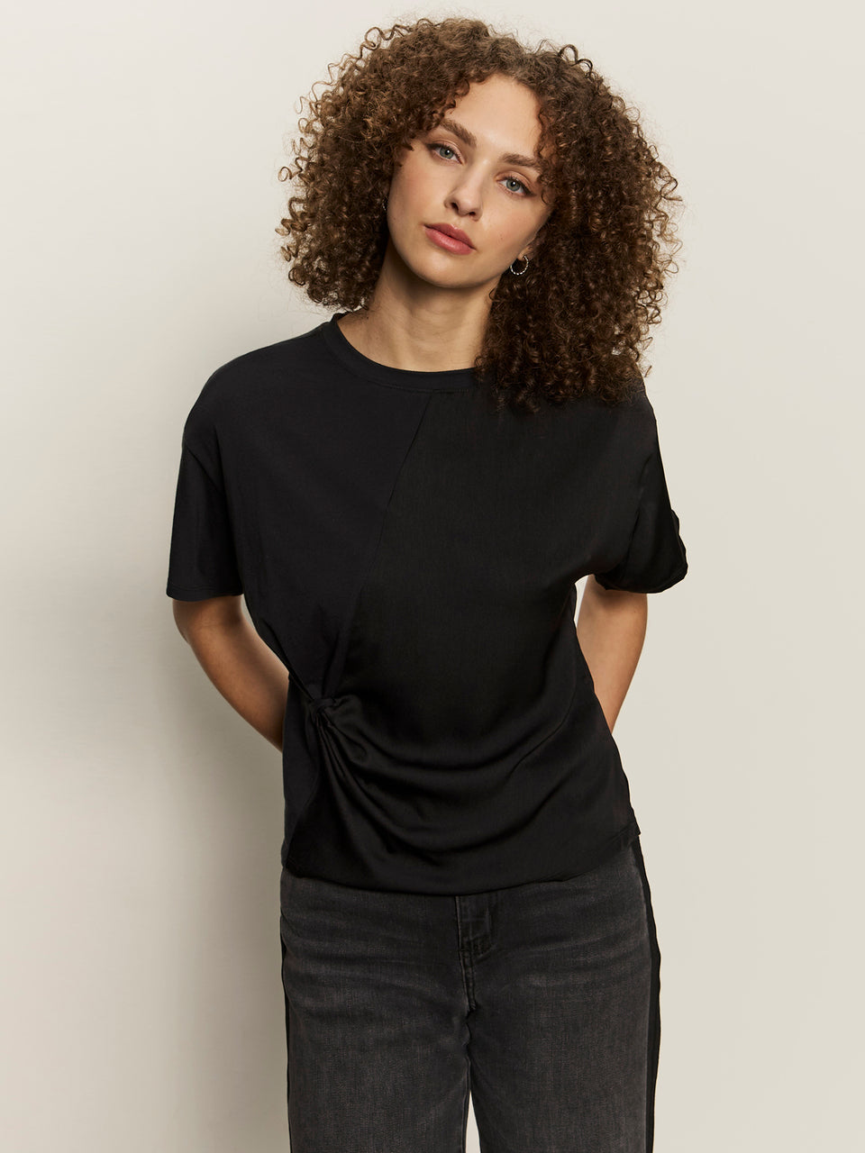 SATIN MIX TEE