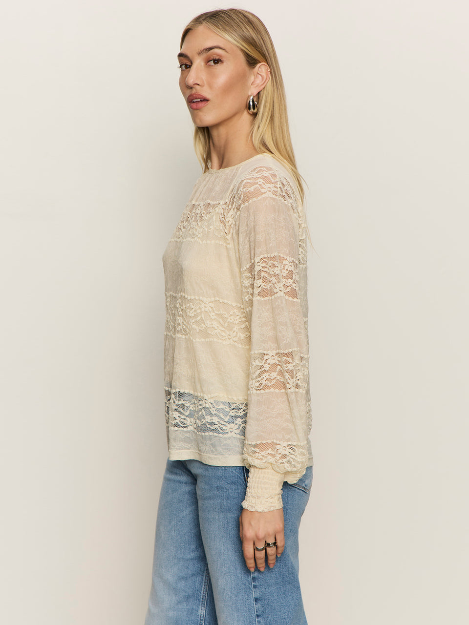 ULTRA FEMME RAGLAN TOP