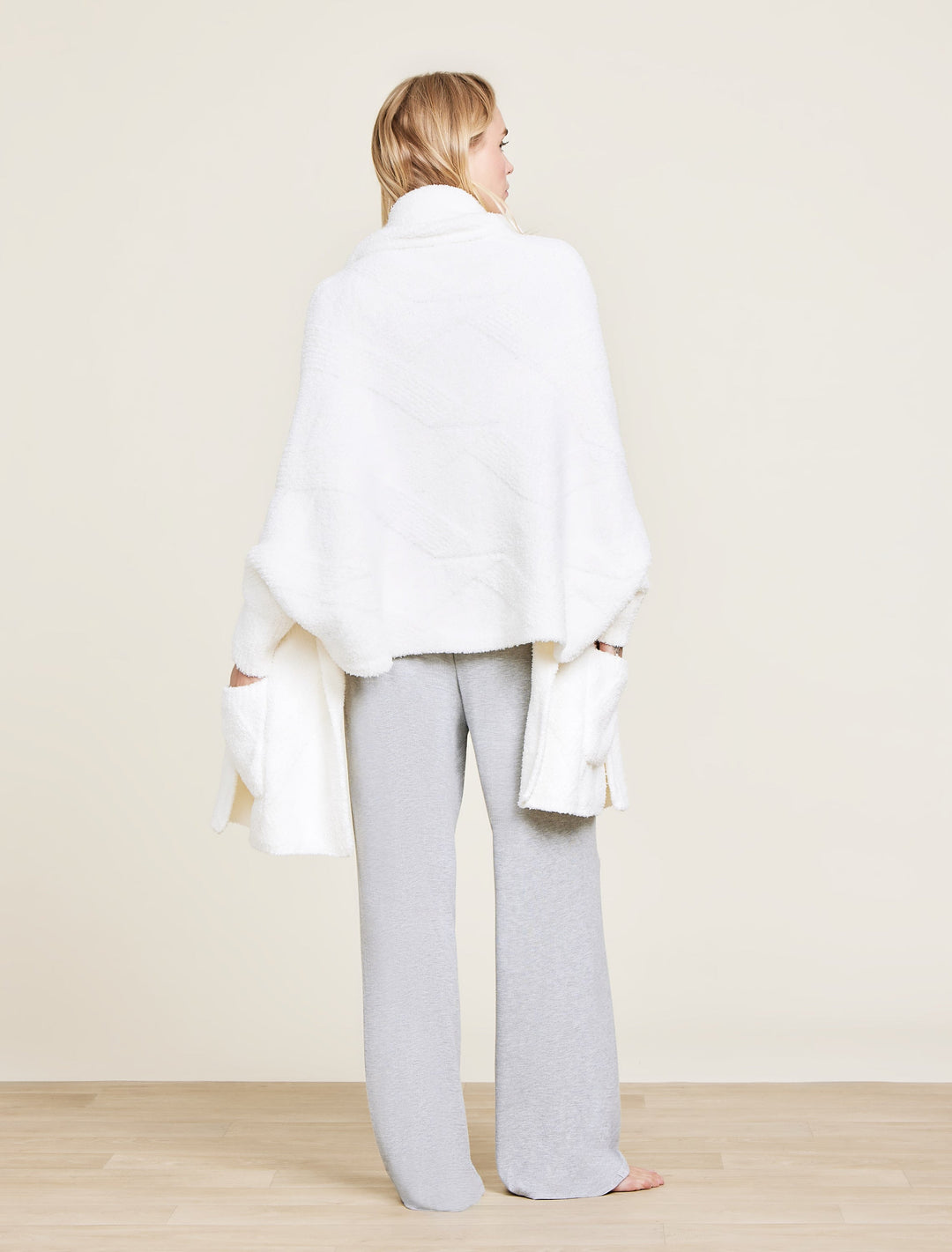 COZYCHIC CABLE WEAVE BLANKET WRAP