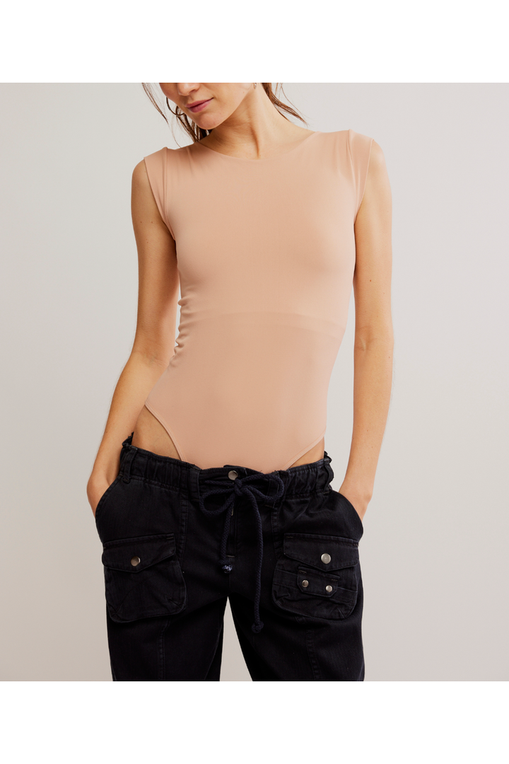 CLEAN LINES BODYSUIT