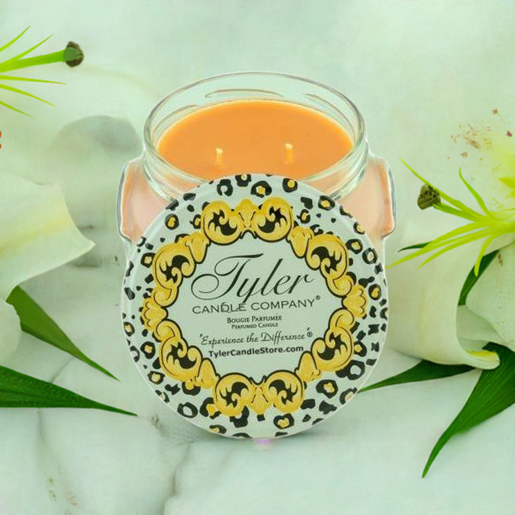 FLUER DE LIS CANDLE