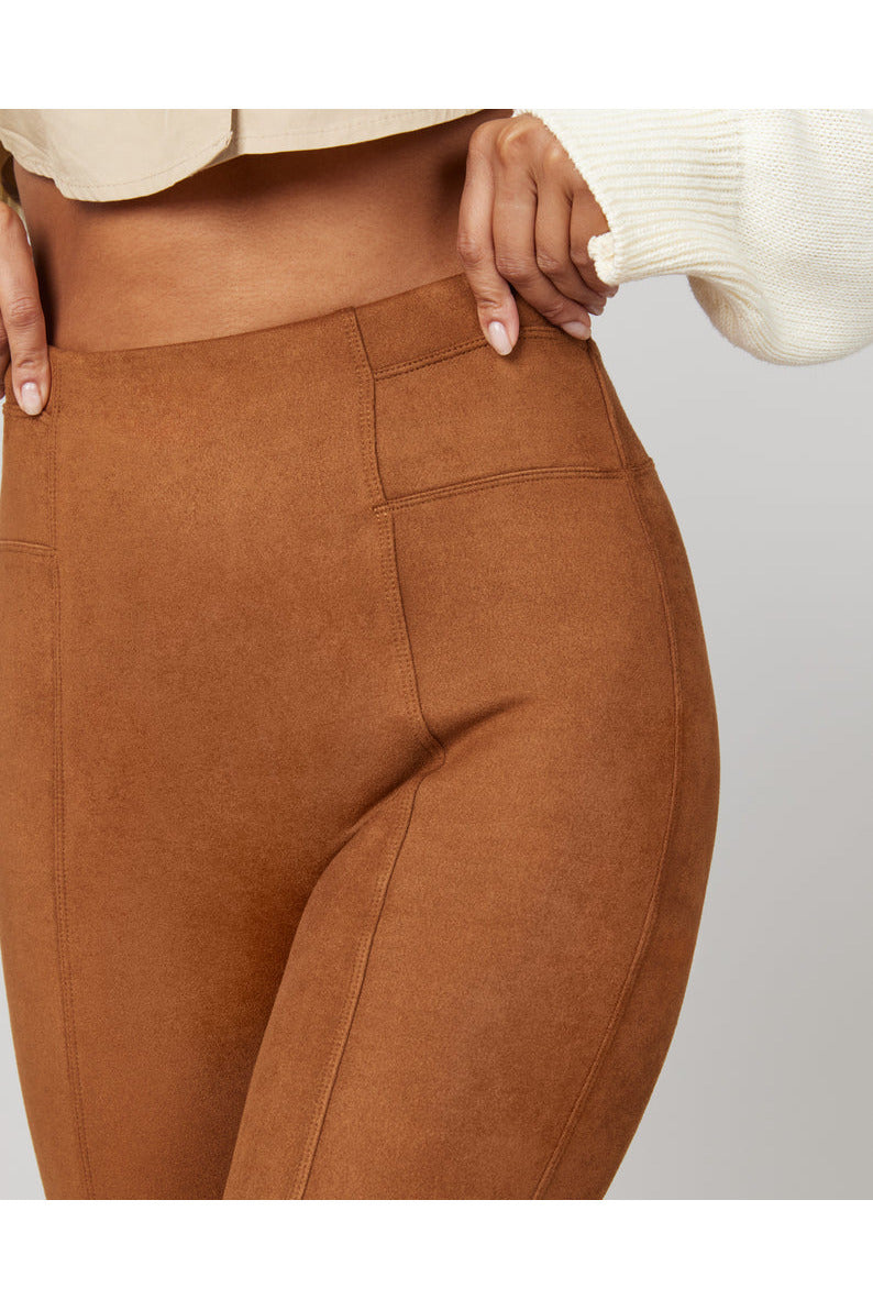 FAUX SUEDE LEGGINGS // CARAMEL