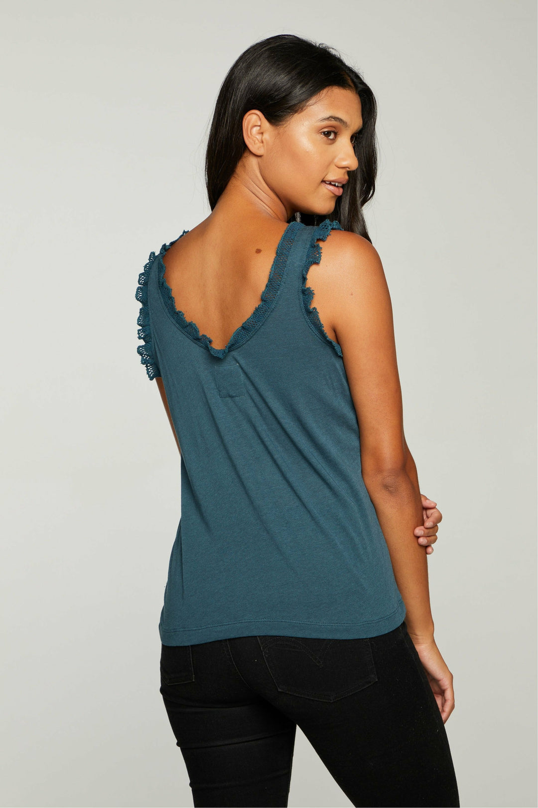 CLOUD MESH RUFFLE SCOOP TANK