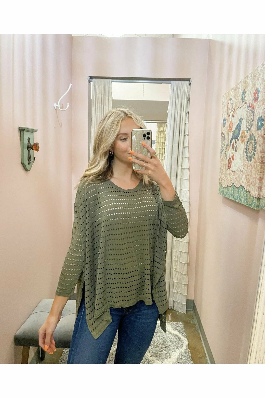 HOLEY TOP TRUNKSHOW- SOLID