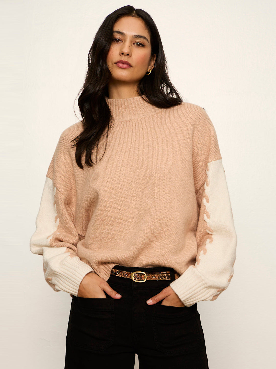 COLOR BLOCK MOCK NECK PULLOVER