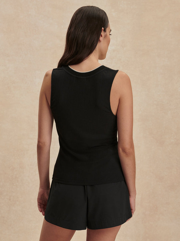 CORBY V-NECK TANK