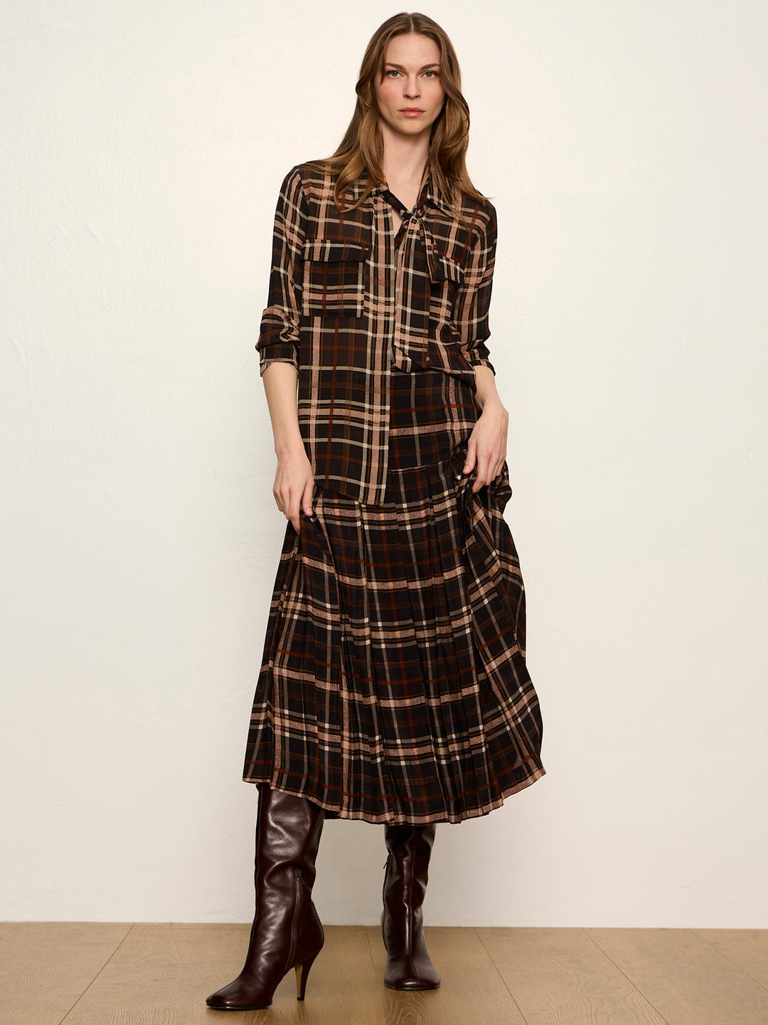 MEET IN PARIS TIE NECK BLOUSE