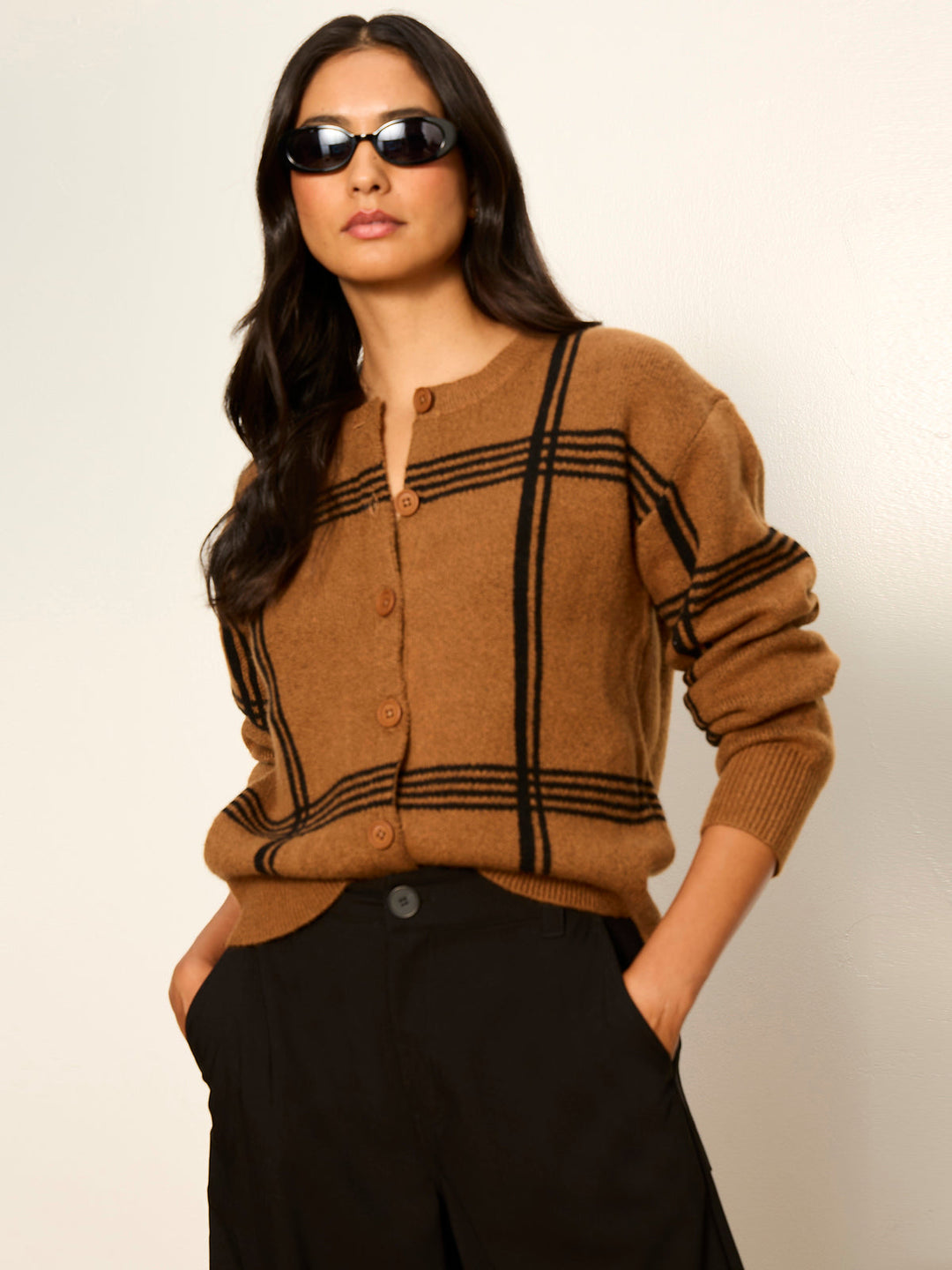 MUST-HAVE CARDI