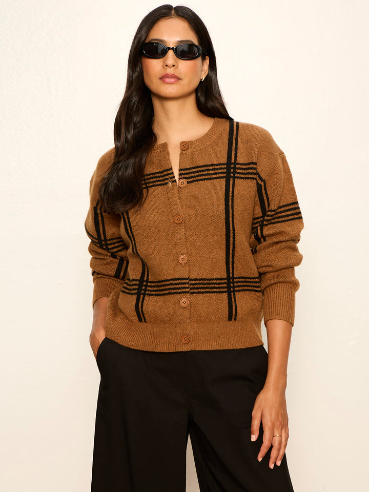 MUST-HAVE CARDI