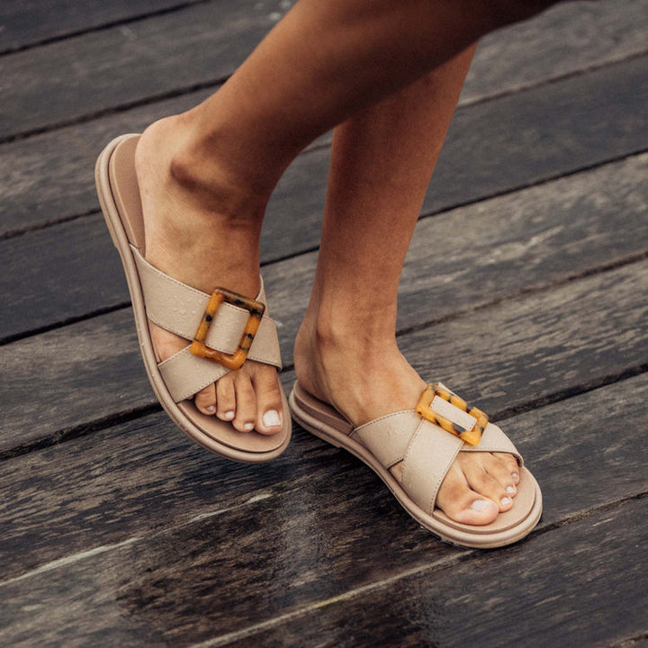 LA'I SLIDE SANDAL