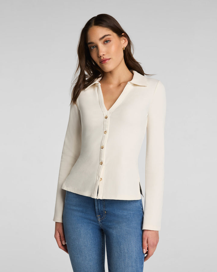 RIBBED KNIT BUTTON DOWN