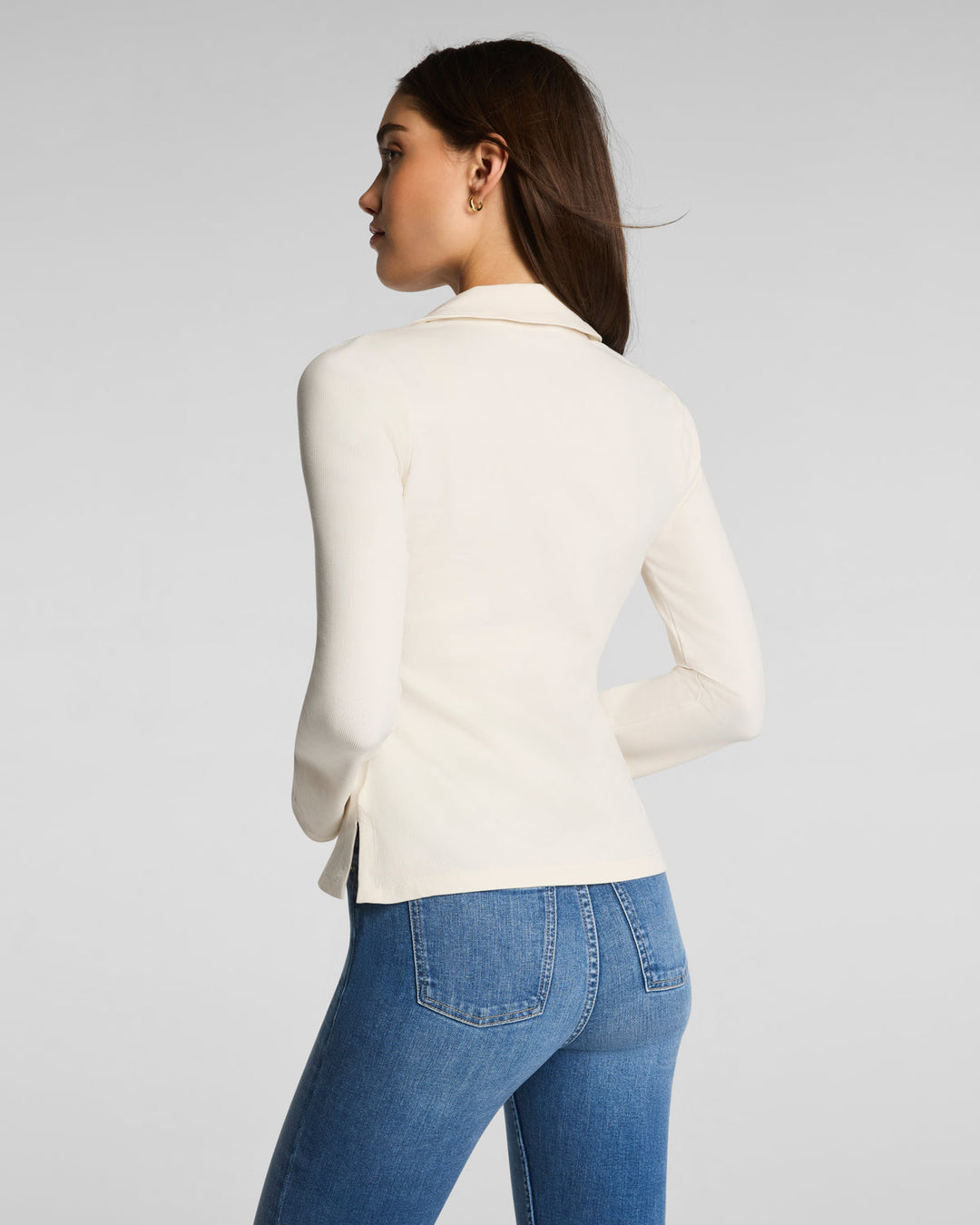 RIBBED KNIT BUTTON DOWN