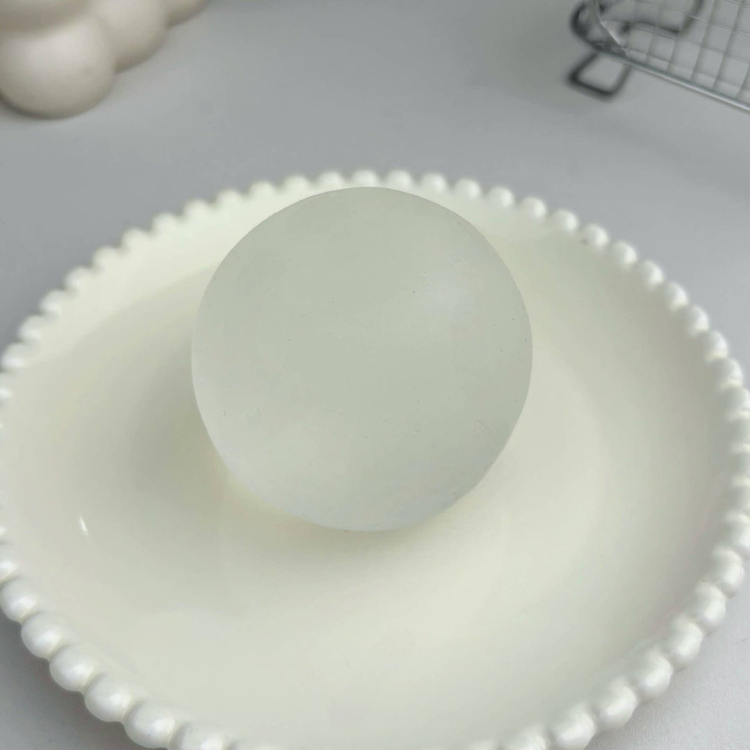 MOLDABLE SQUISHY BALL