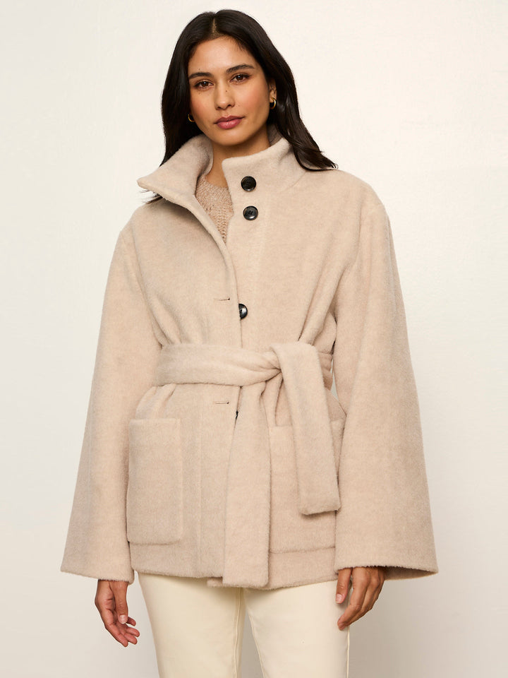 BUNDLED WOOL COAT