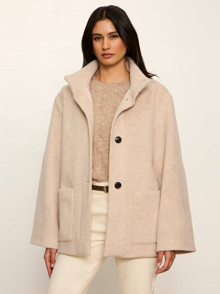 BUNDLED WOOL COAT