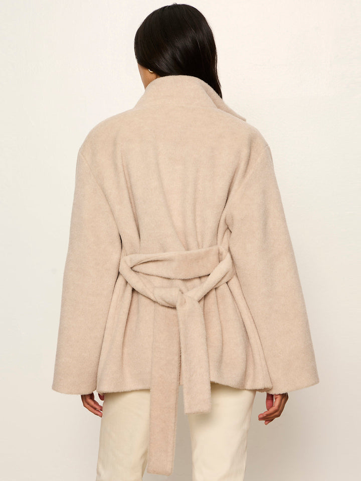 BUNDLED WOOL COAT