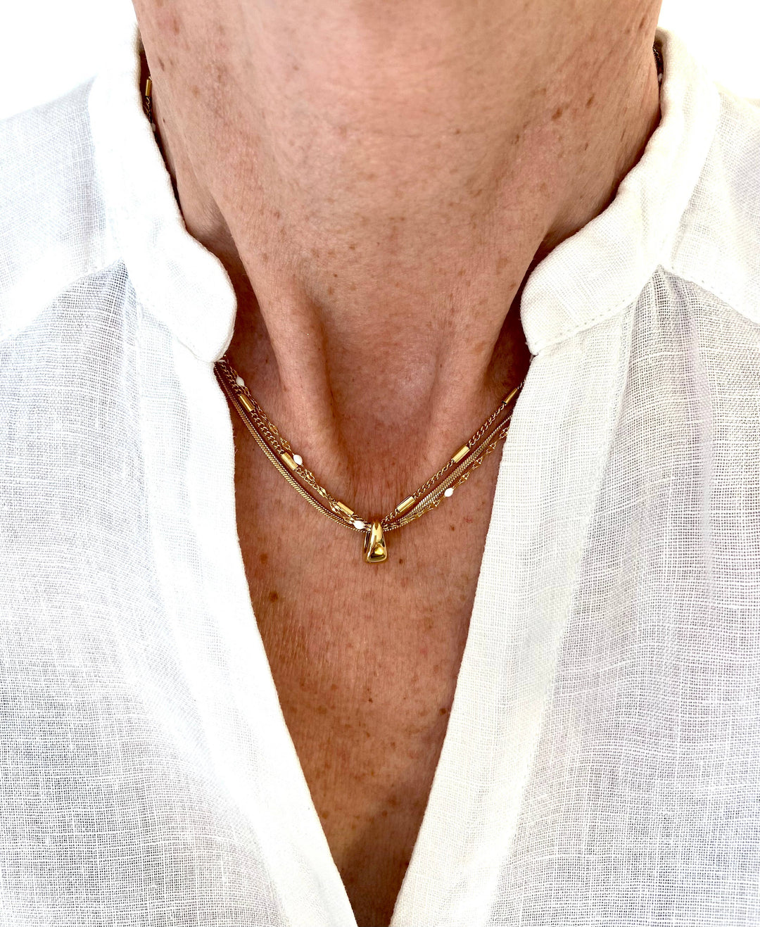 SALLY NECKLACE