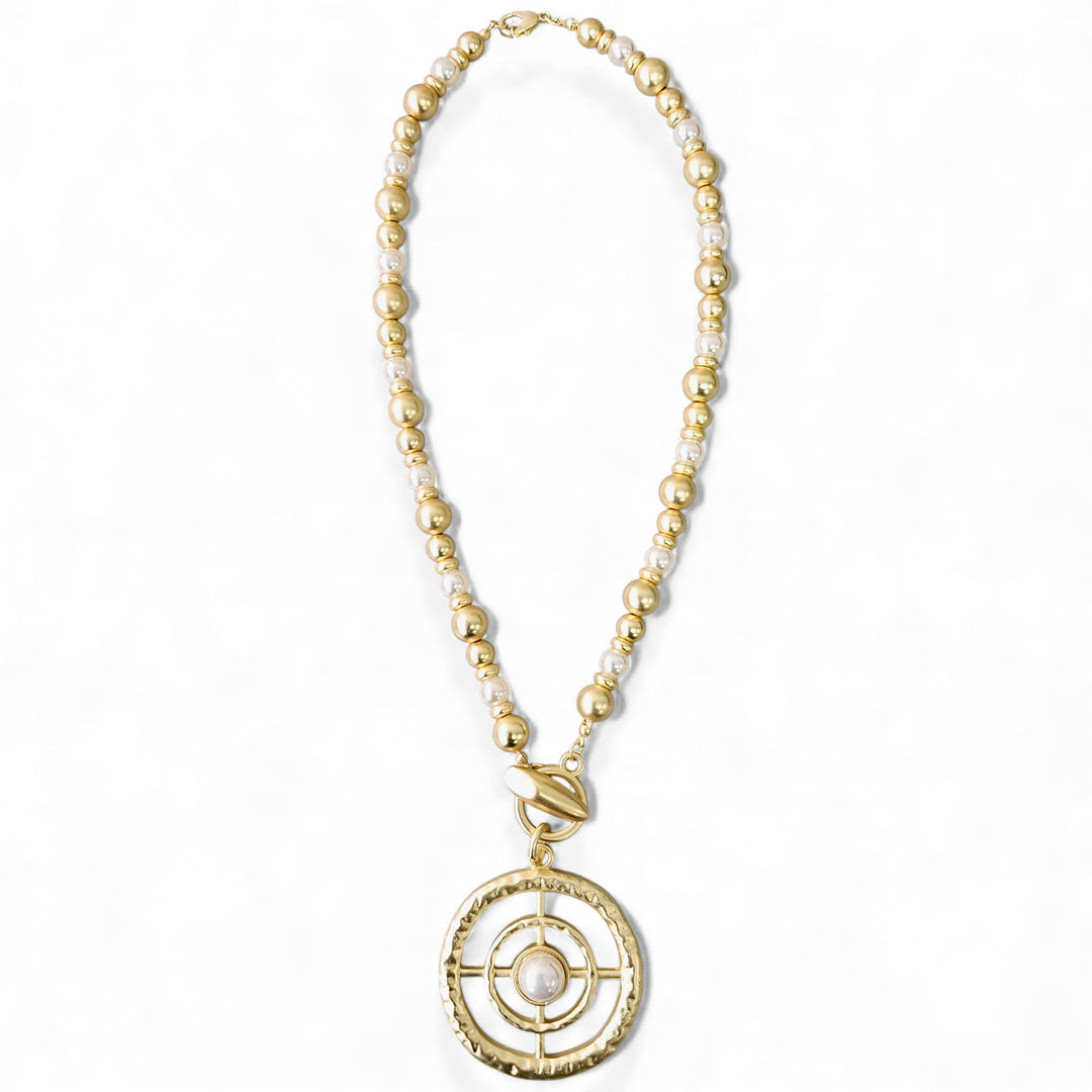 PEARL PENDANT NECKLACE