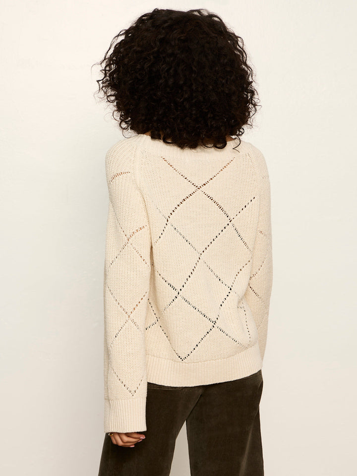 DIAMOND STITCH POPOVER