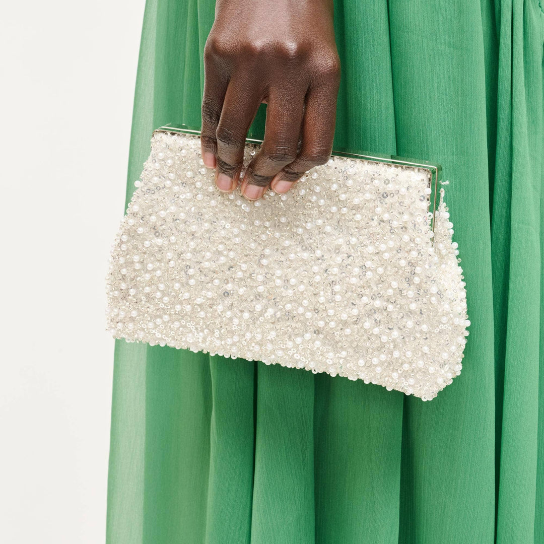 GLITZ PEARL CLUTCH