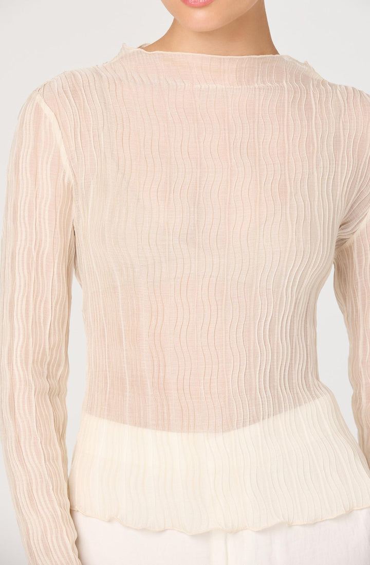 ESKA SHEER PLISSE TOP