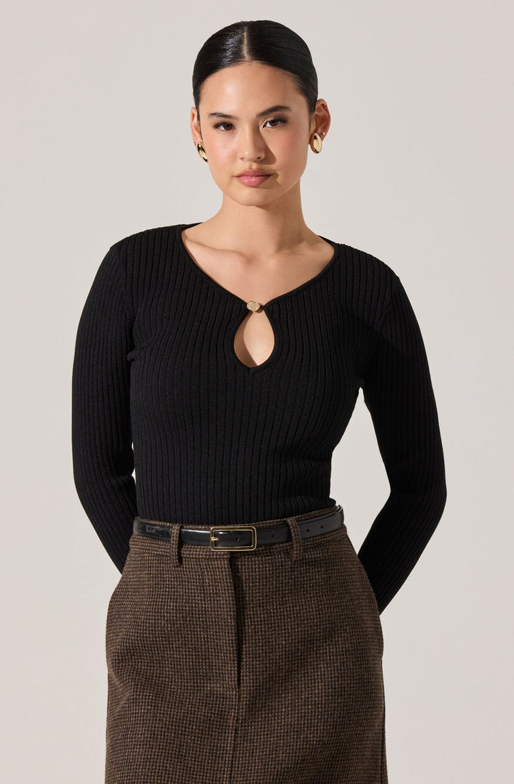 LYNLY RIBBED KEYHOLE SWEATER