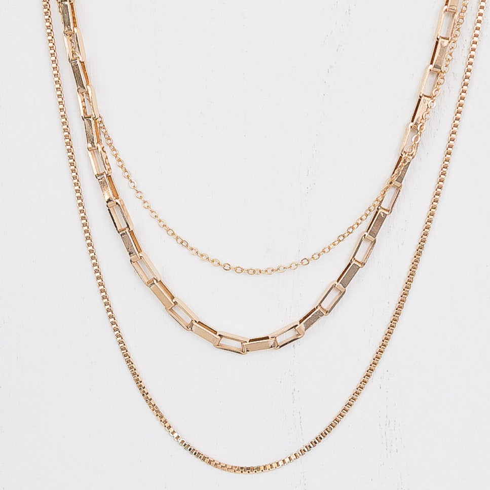 BAYLEE LAYERED NECKLACE