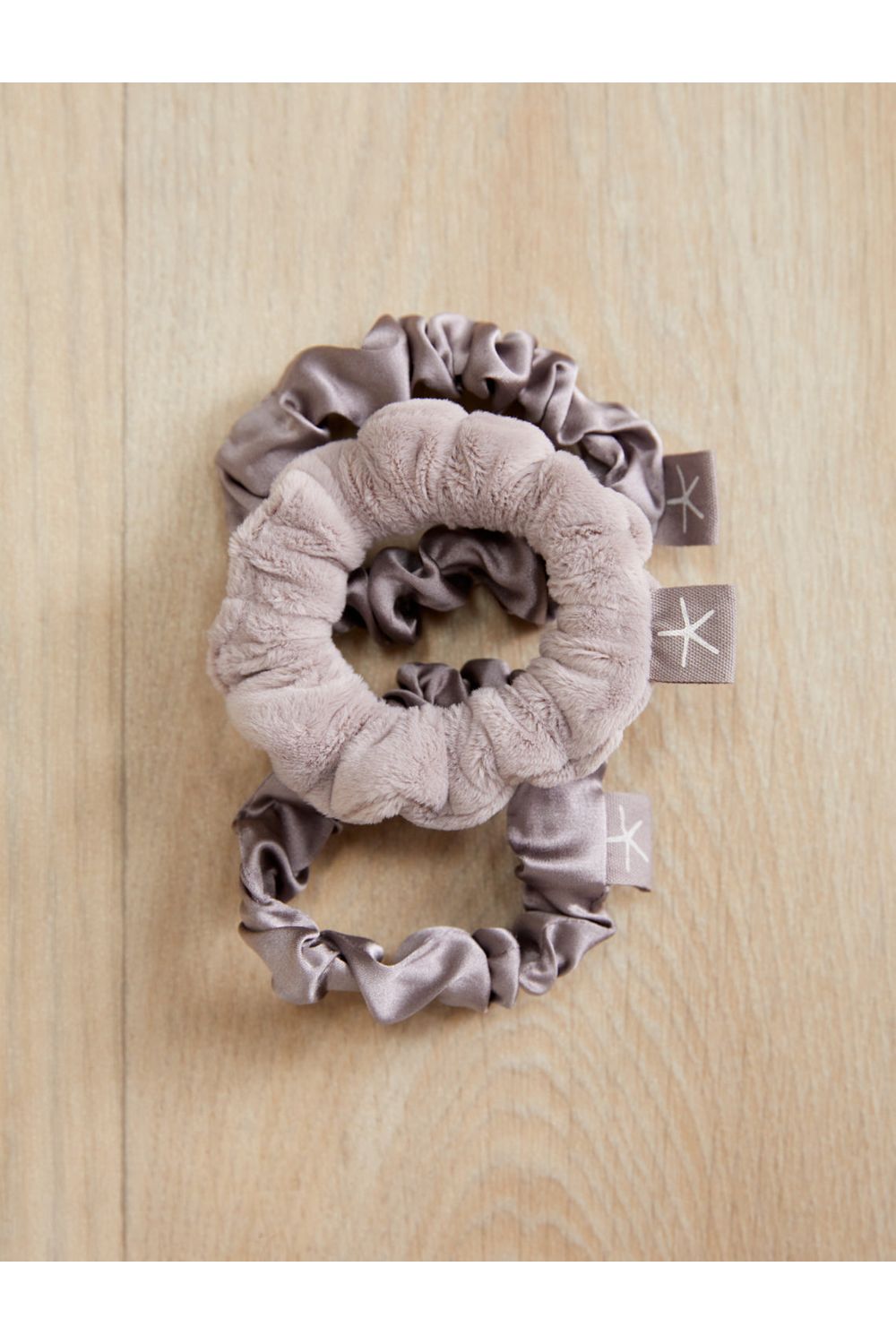 LUXE CHIC AND SILK SCRUNCHIE SET
