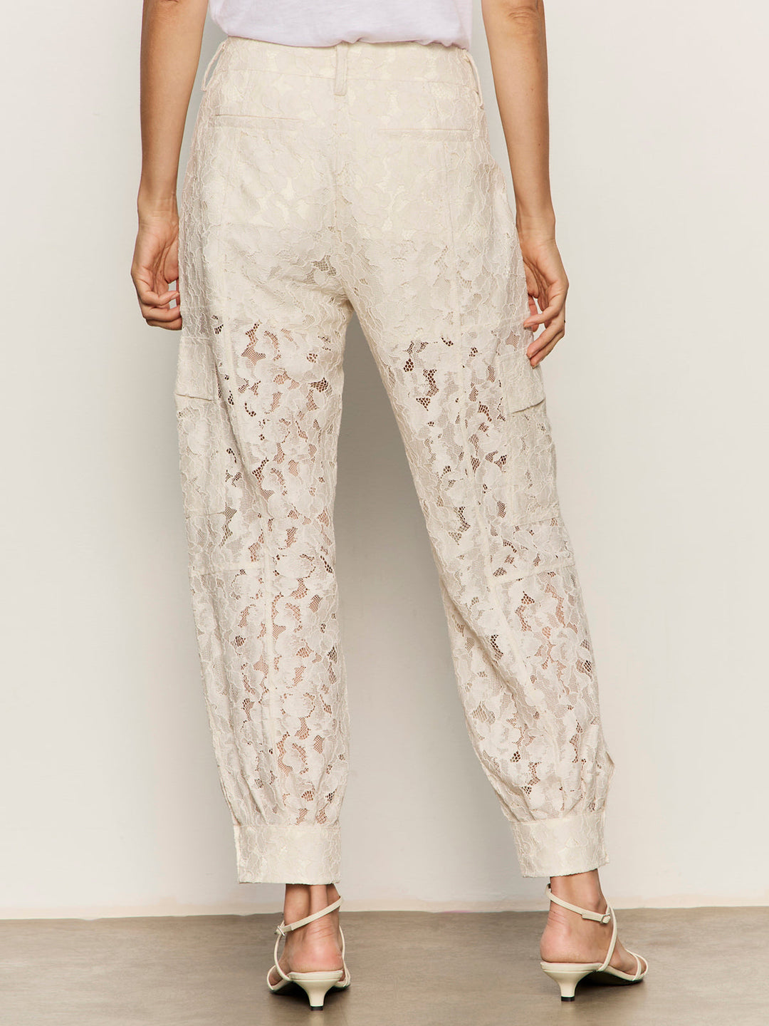 SOFT VOLUME LACE PANT