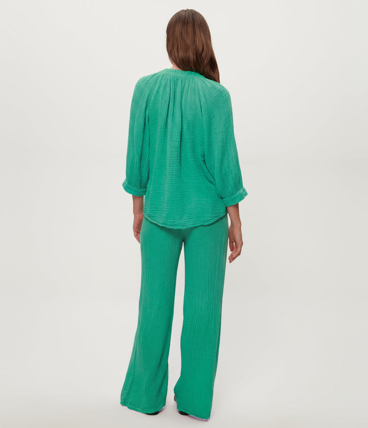 KALI RUFFLE NECK TOP