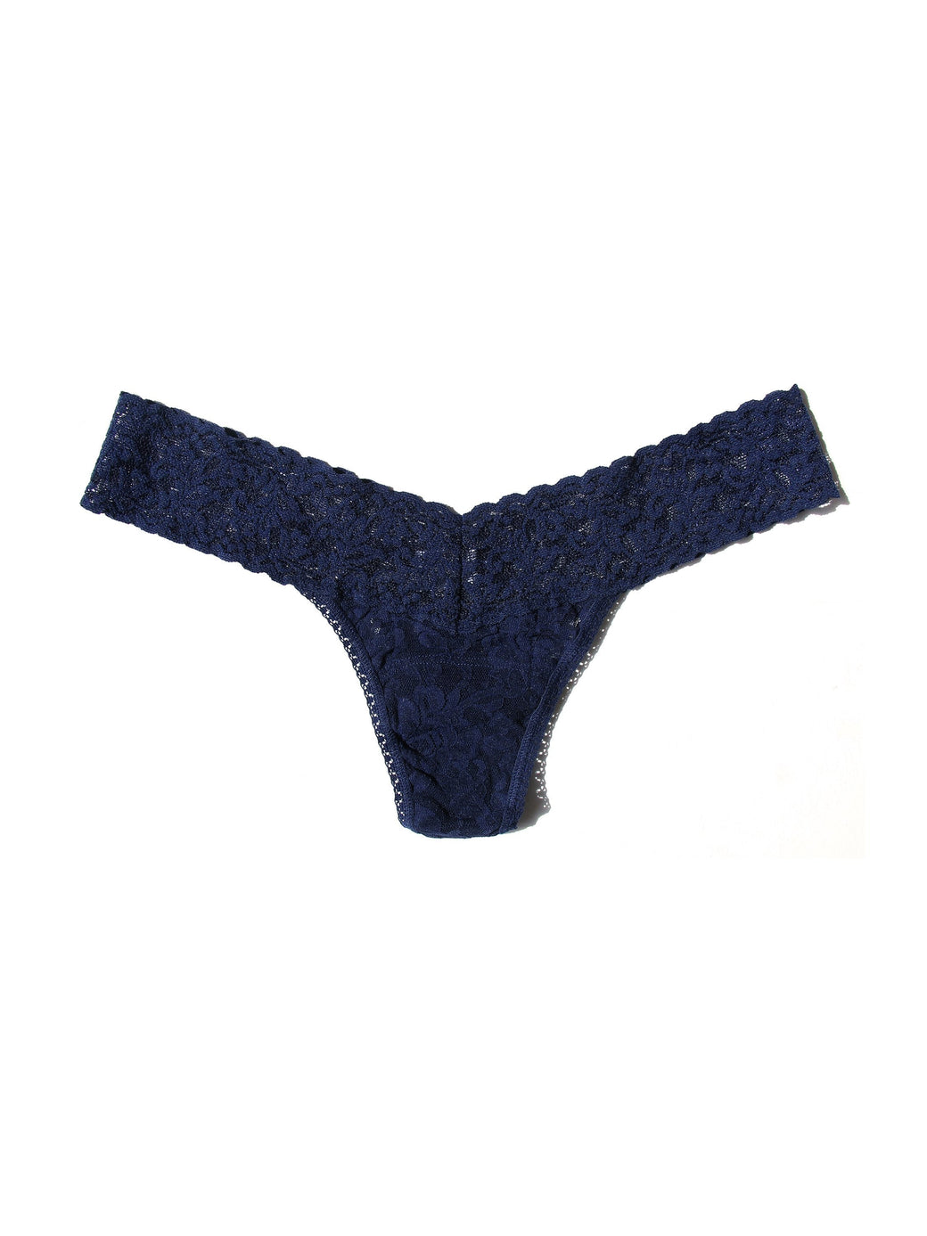 SIGNATURE LACE LOW RISE THONG
