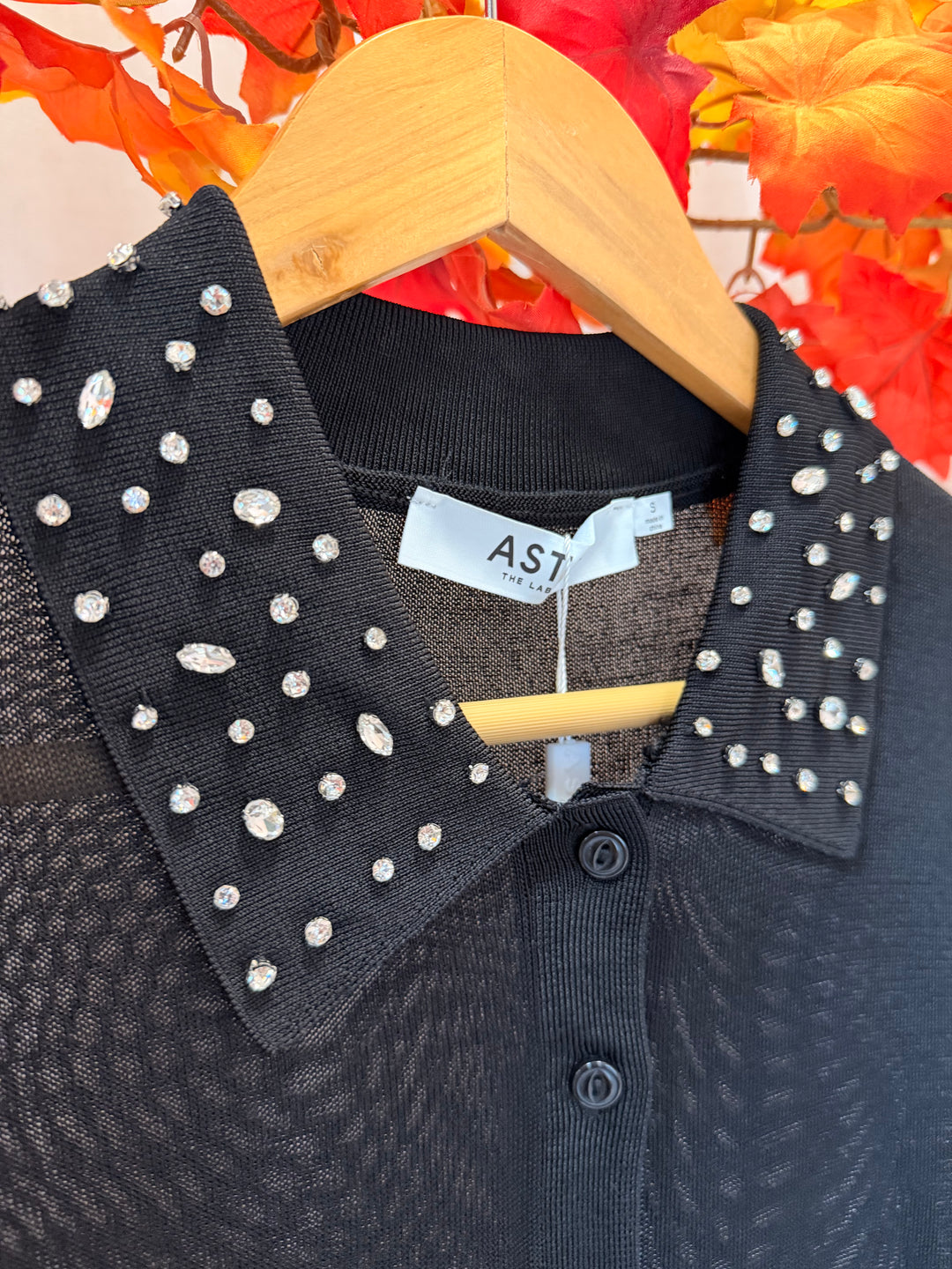 GEM BUTTON DOWN BLOUSE