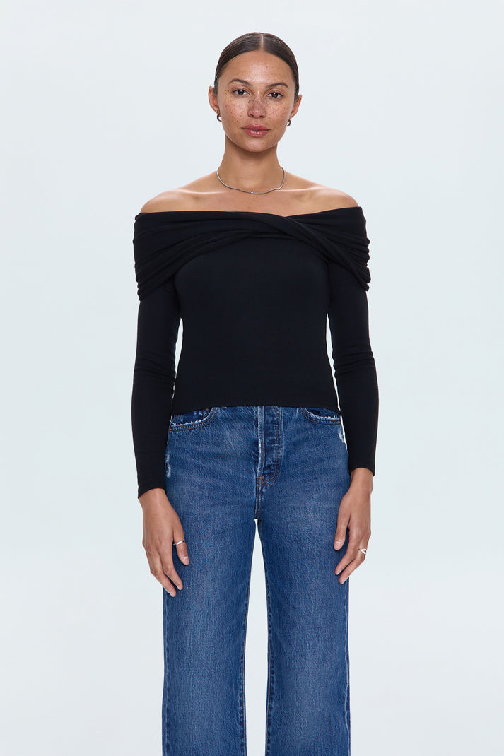 LYRA OFF THE SHOULDER TOP