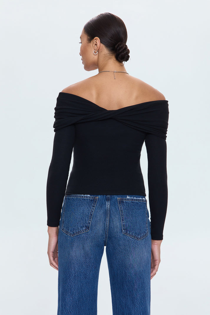 LYRA OFF THE SHOULDER TOP