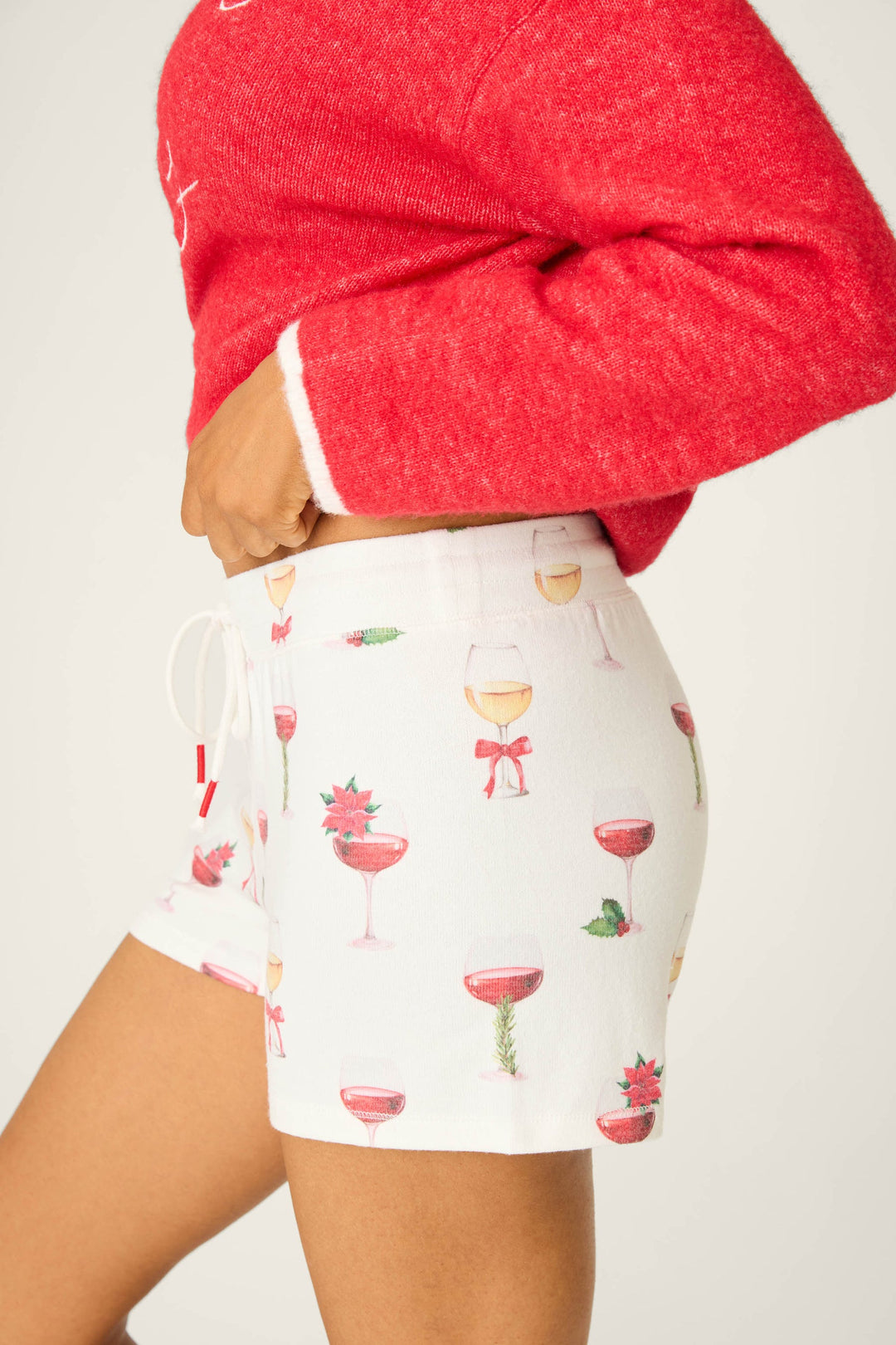 HOLIDAY WINE PRINT SHORTS