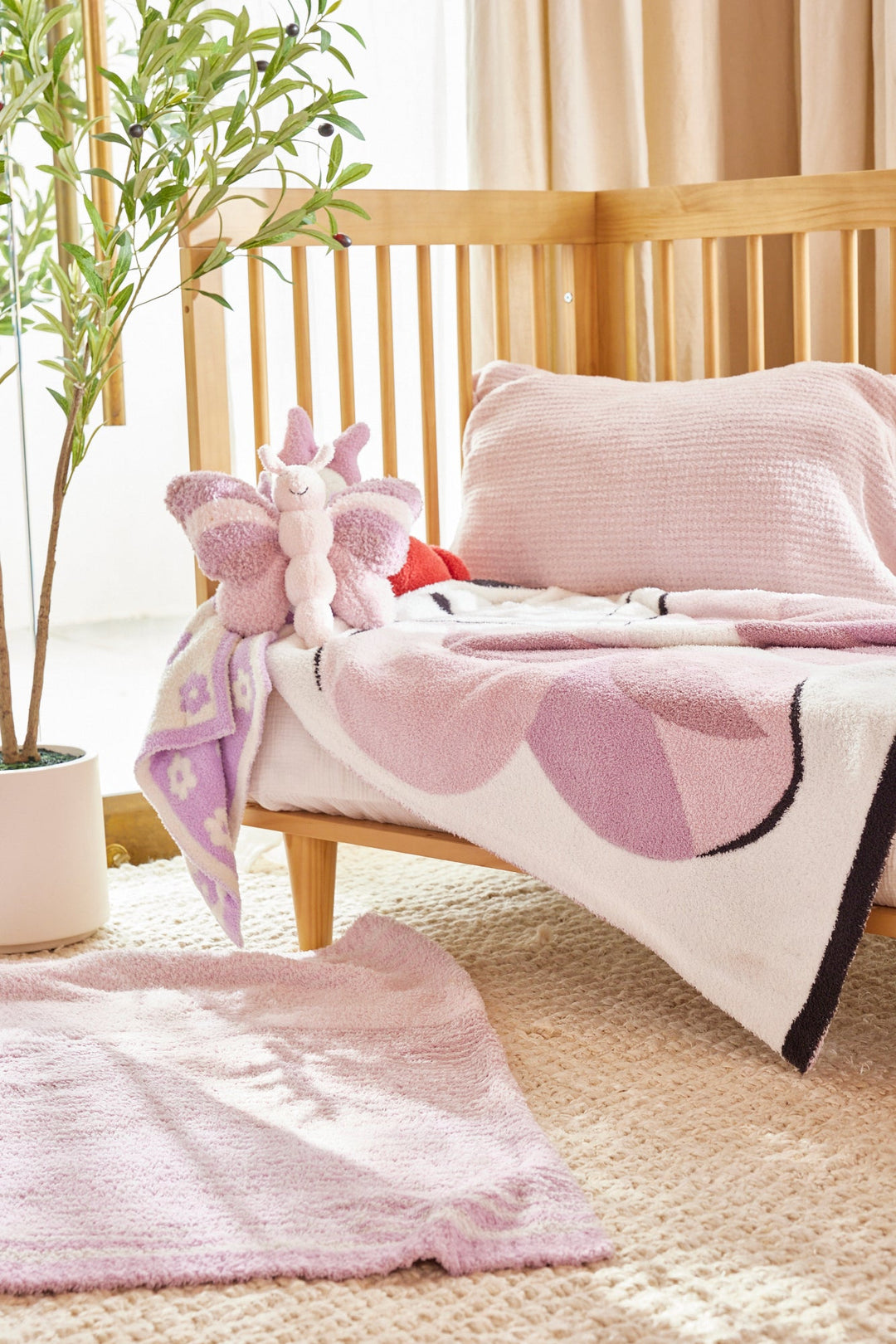 CC ABSTRACT BUTTERFLY STROLLER BLANKET