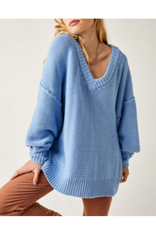 ALLI V-NECK SWEATER