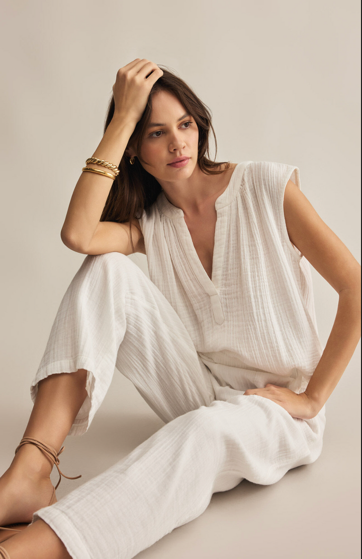 CLIFFSIDE V-NECK AIRY TOP