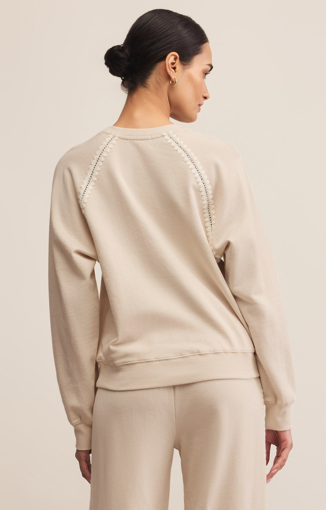ALL AROUND SWEATSHIRT