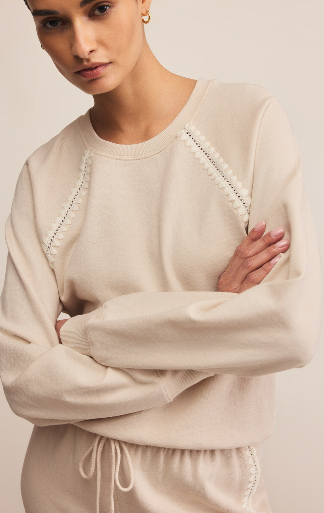 ALL AROUND SWEATSHIRT