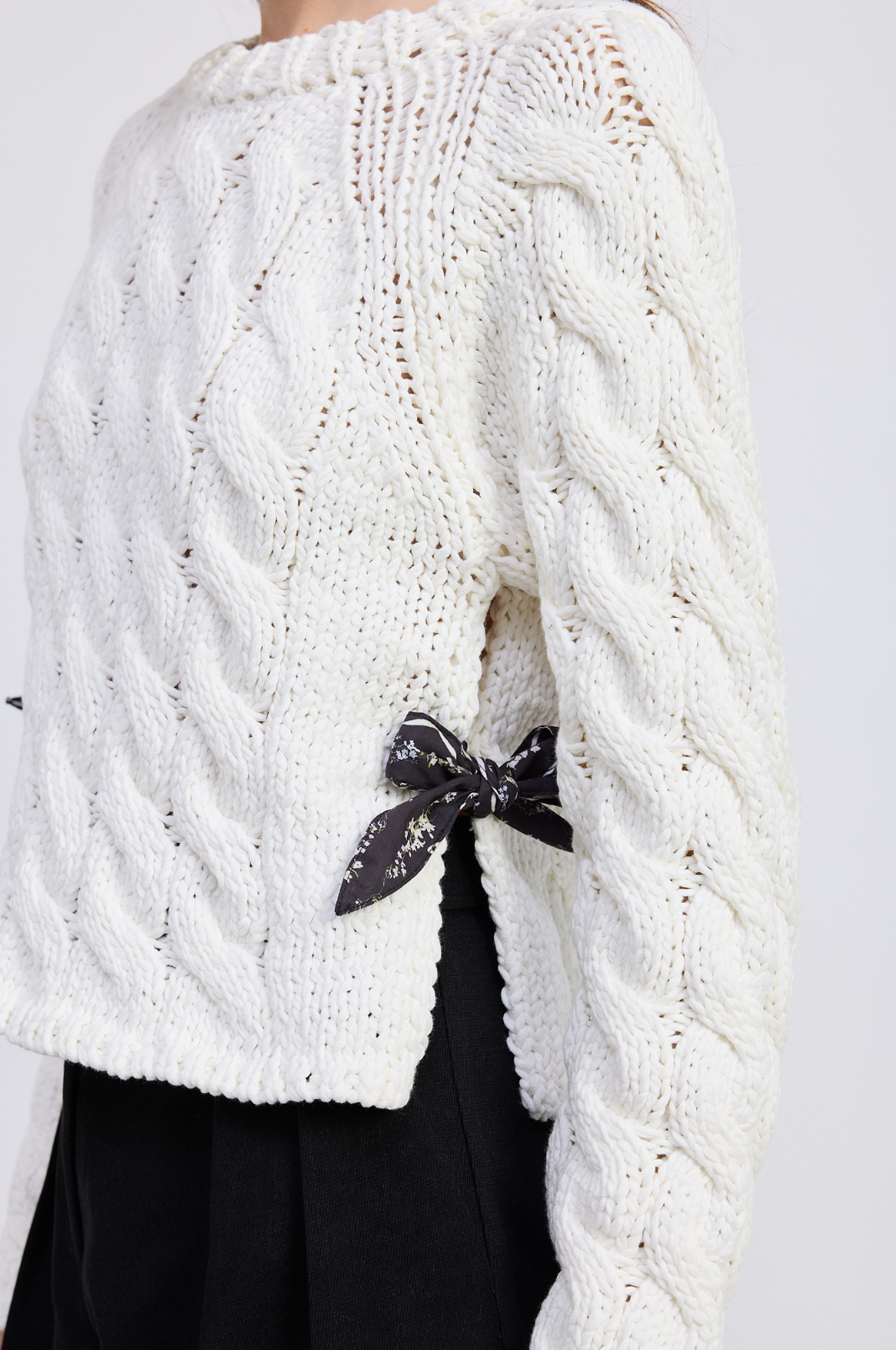 BRIDGET BOW SWEATER