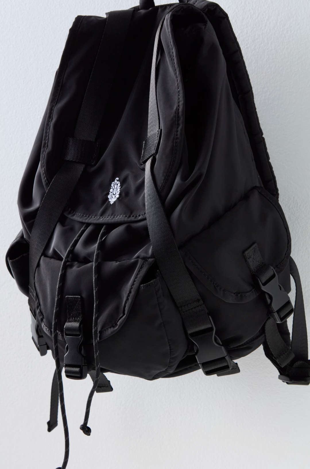 THE ADVENTURER BACKPACK