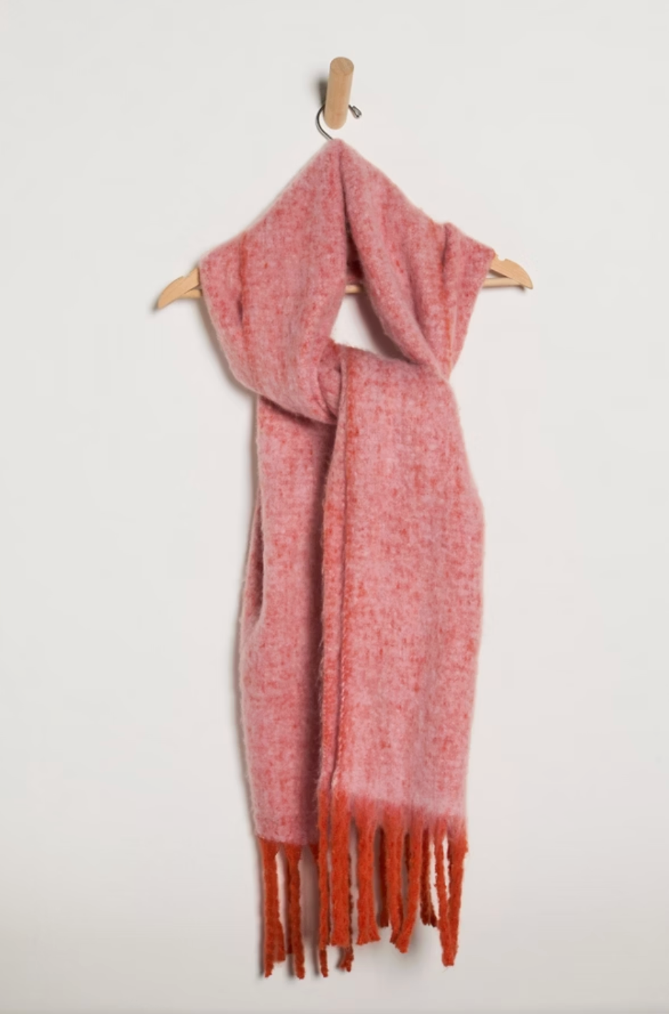 WINTER CHILL BLANKET SCARF