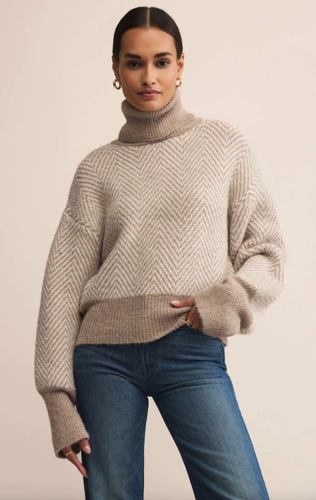 BALKAN FUNNEL NECK SWEATER