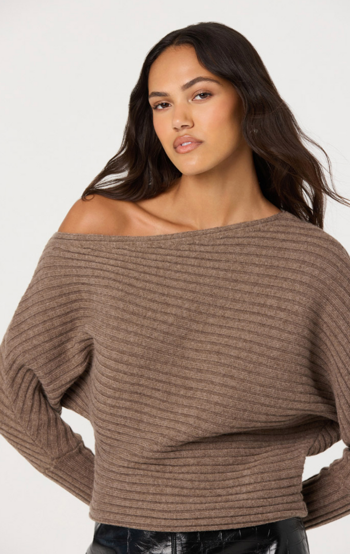 SAMARIA SWEATER