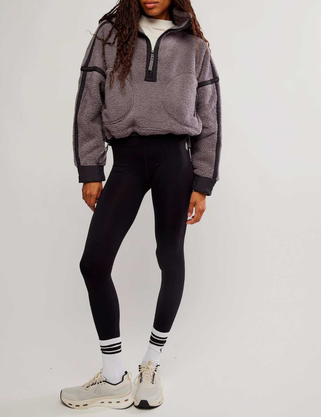 MOUNTAIN HIGH 1/2 ZIP | GUNMETAL