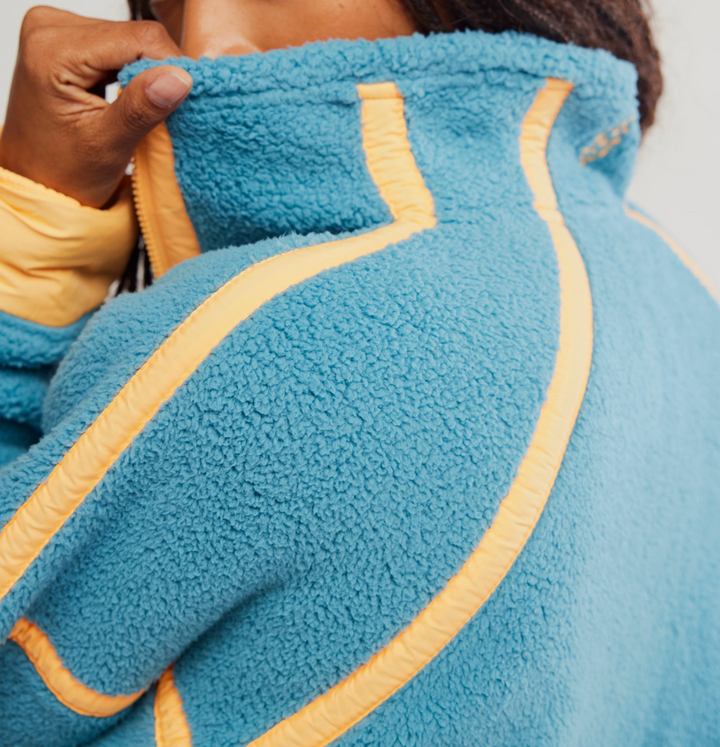 MOUNTAIN HIGH 1/2 ZIP | CELESTIAL