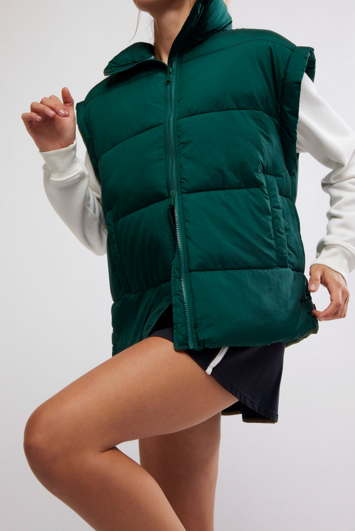 IN A BUBBLE PUFFER VEST | EVERGREEN